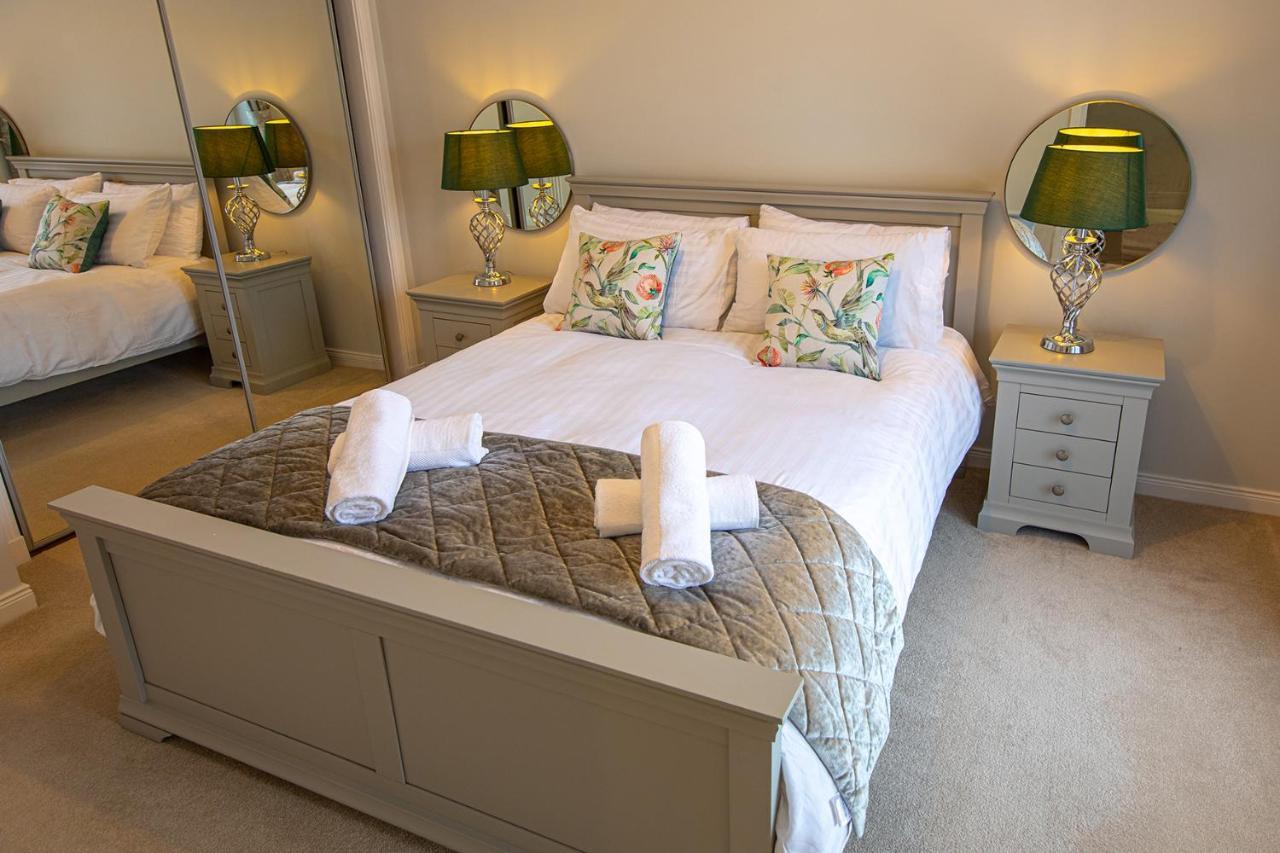 Hedgefield House - Serene Top Floor Flat Инвернесс Экстерьер фото