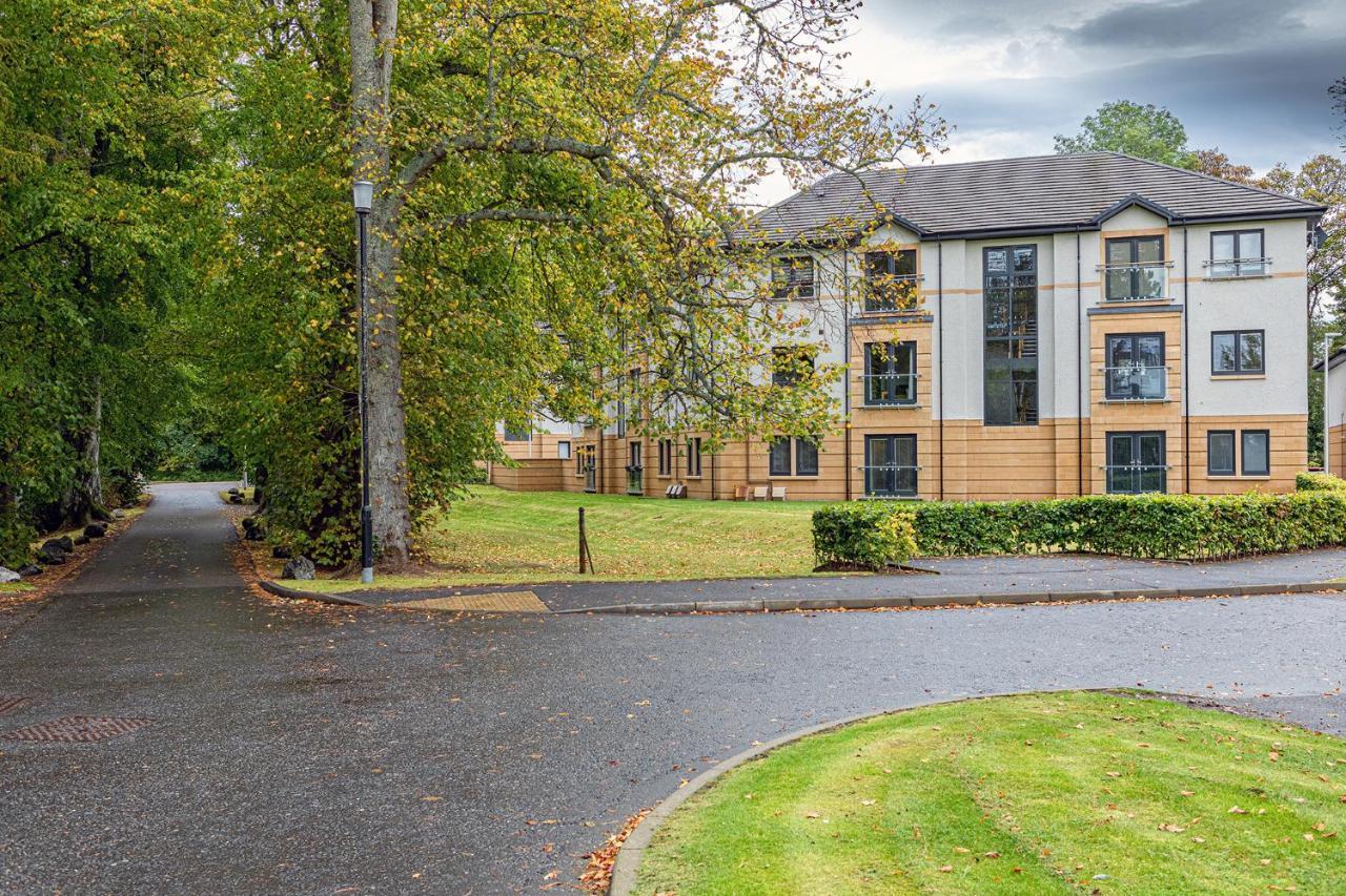Hedgefield House - Serene Top Floor Flat Инвернесс Экстерьер фото